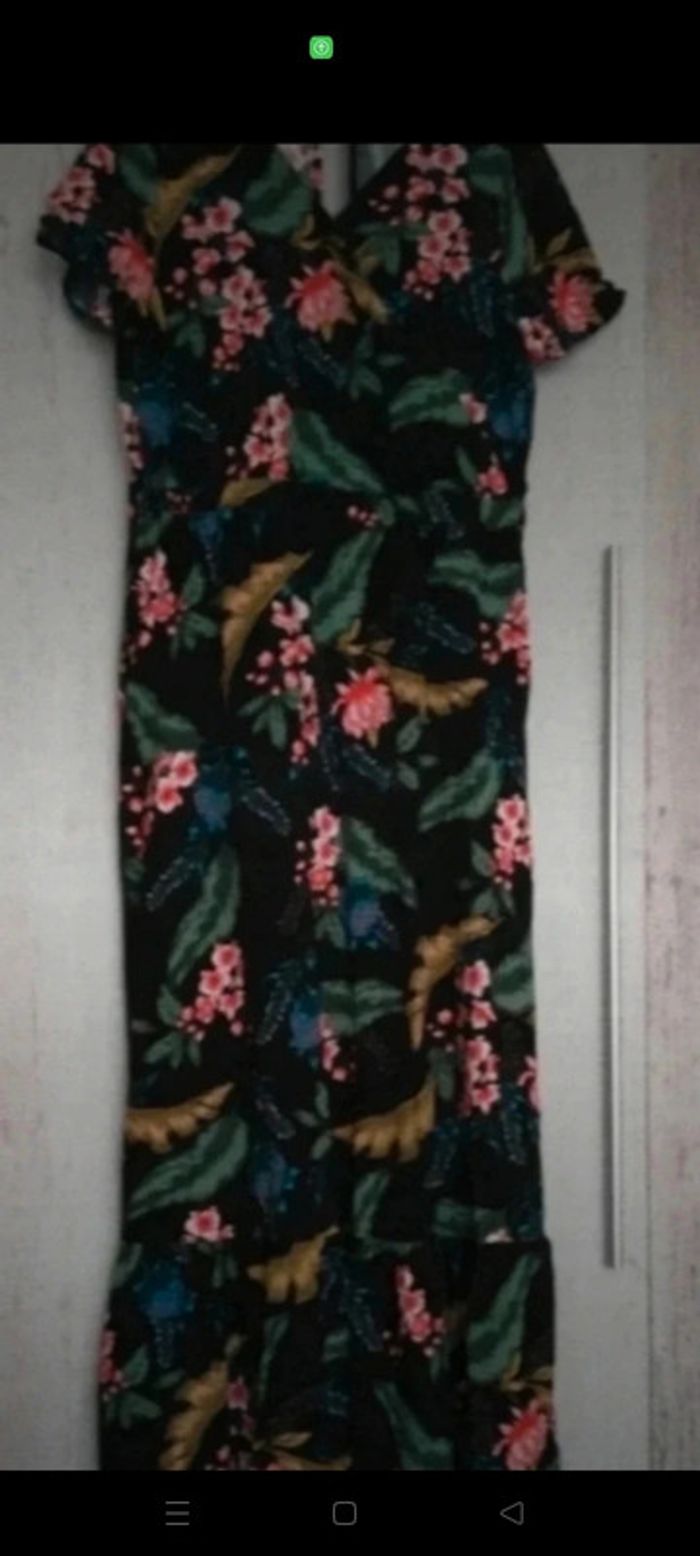 Longue robe d été a motif floral