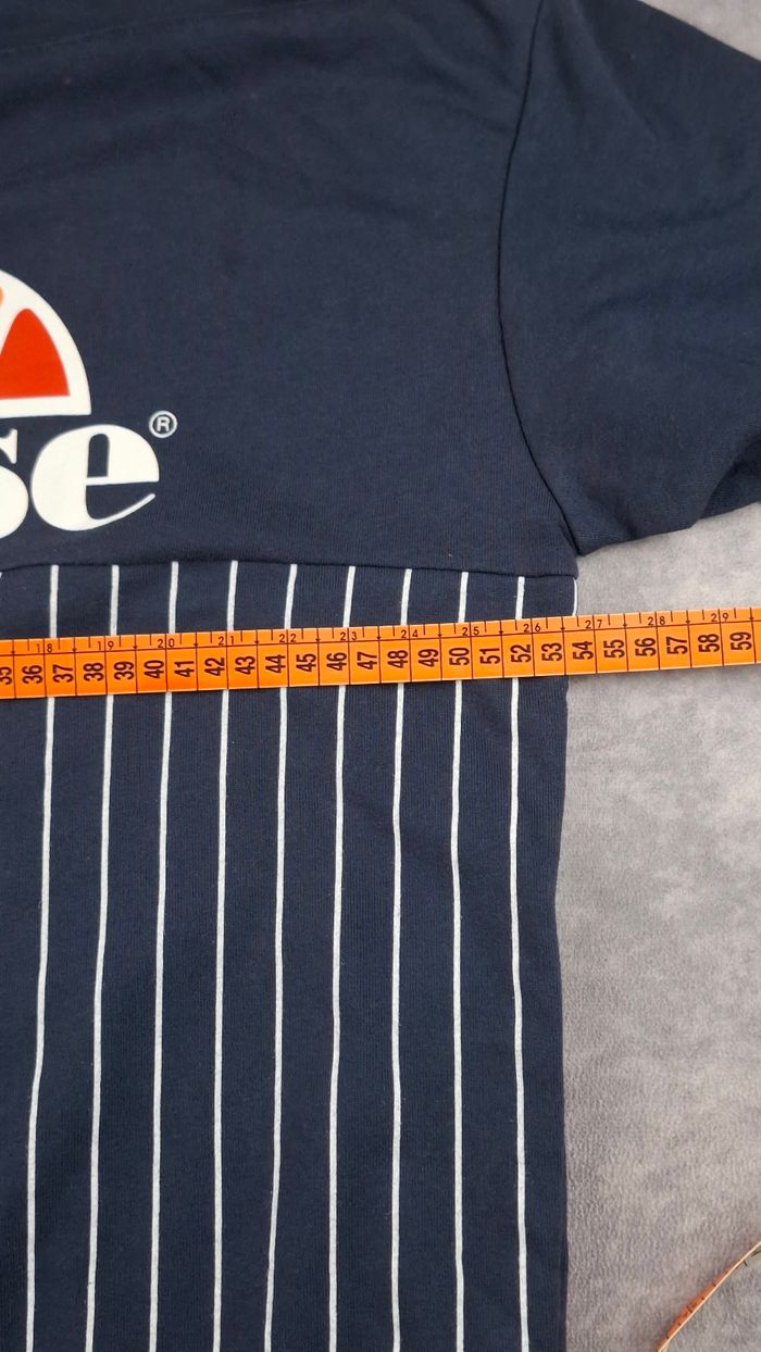 Sweat Ellesse Heritage Bleu Marine à Rayures - Taille M - Très bon état - photo numéro 7