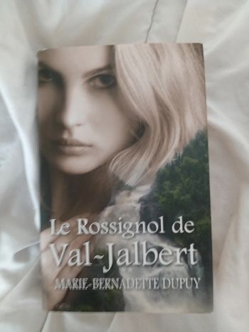 Livre le rossignol de val Jalbert