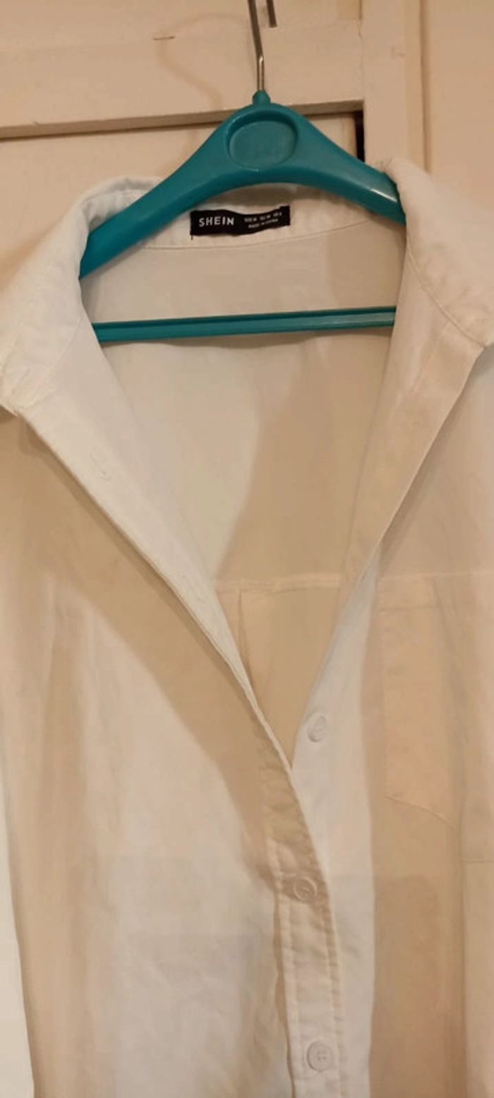 Chemise blanche taille M - photo numéro 2