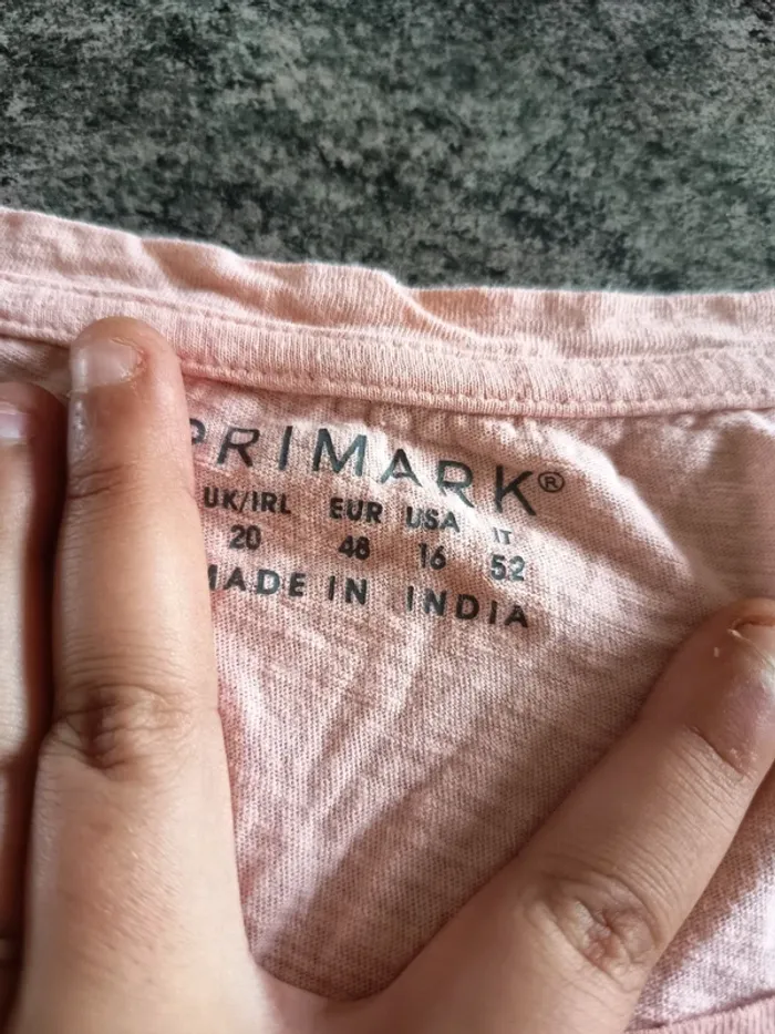 T-shirt taille 48 Primark - photo numéro 3