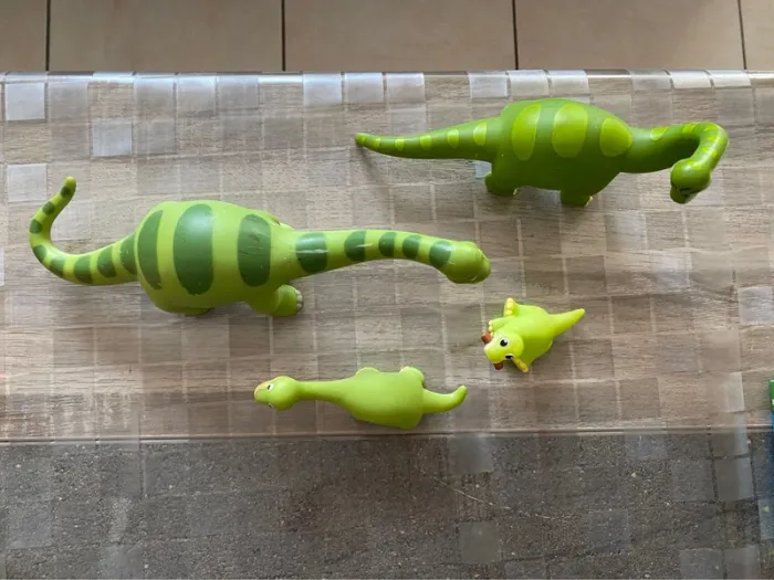 Livre le brontosaure et 4 figurines altaya le monde des dinosaures - photo numéro 5