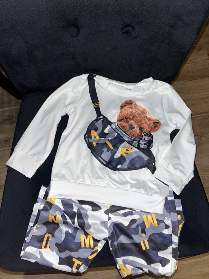 Ensemble neuf 18-24M