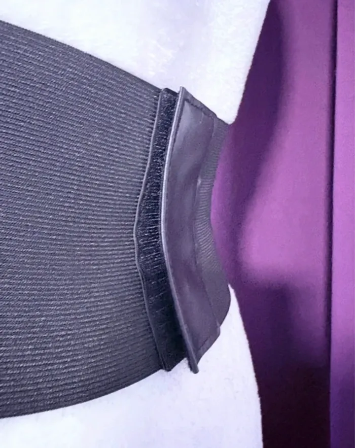Serre taille corset ajustable avec chaîne noire et perle blanche - photo numéro 3