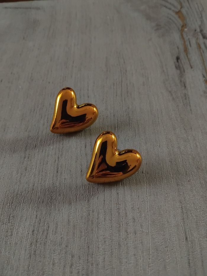 Boucles d'oreilles neuves