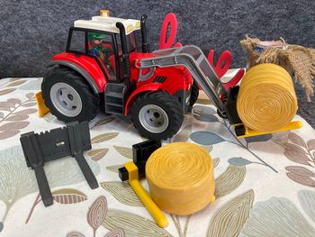 Playmobil - tracteur avec son foin