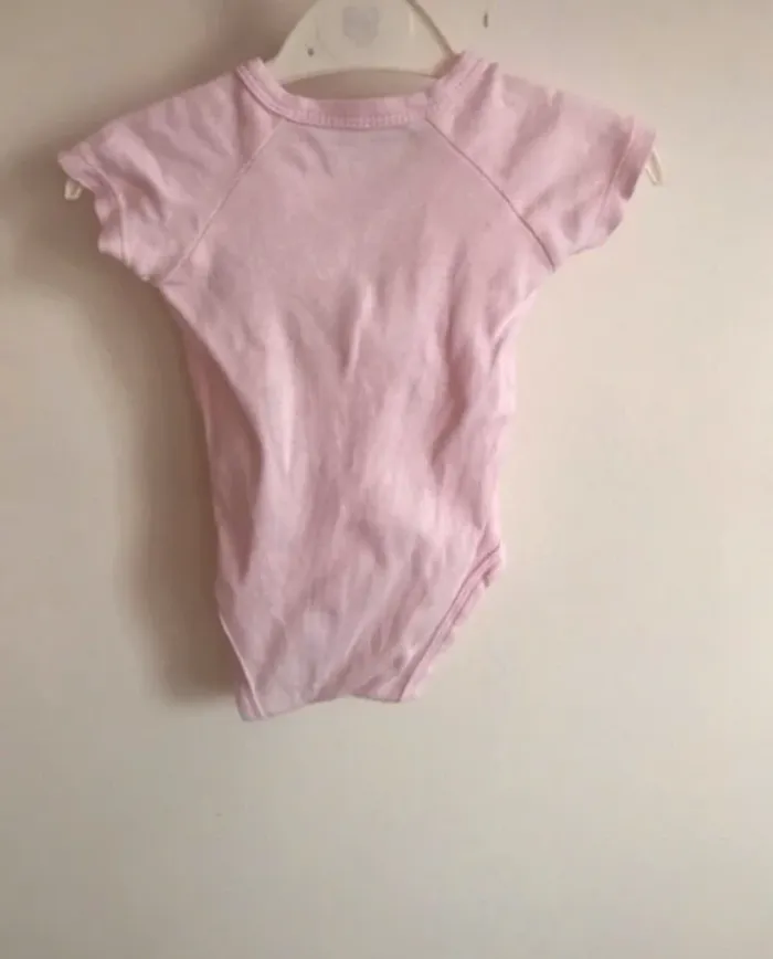 Body licorne 6 mois neuf - photo numéro 2