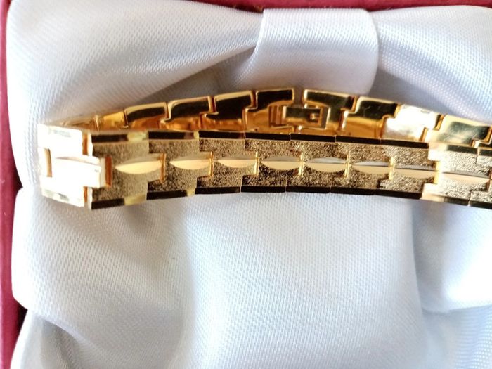 Gourmette / Bracelet plaqué or neuf - photo numéro 2