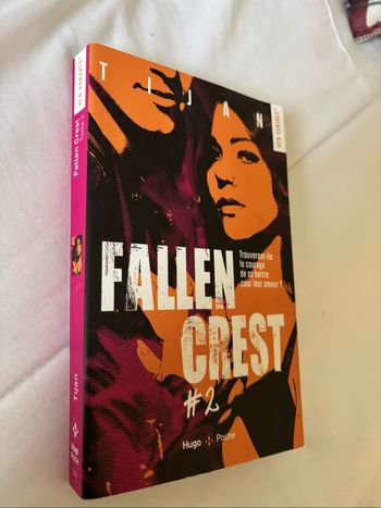Fallen crest tome 2