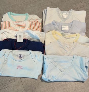 Lot de 10 bodys en 3 mois