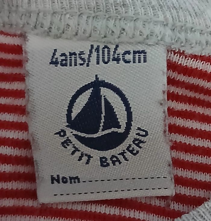 Tee-shirt petit bateau 4 ans - photo numéro 4