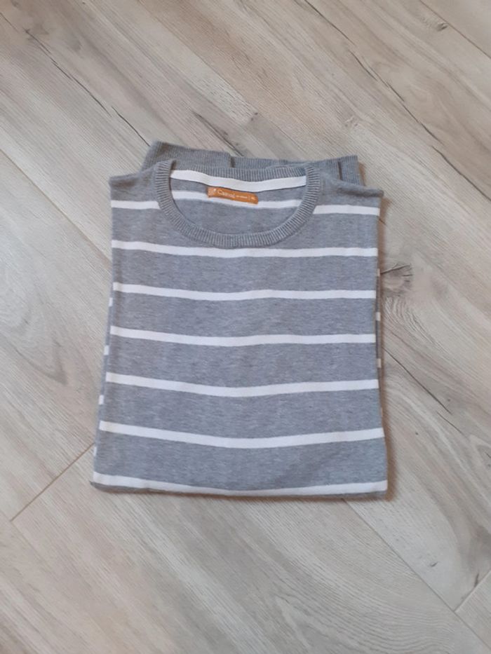 Pull gris
