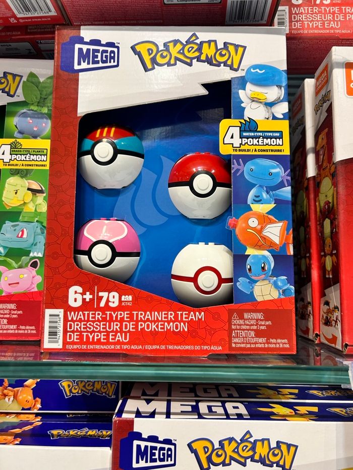 POKÉMON pokeball type eau