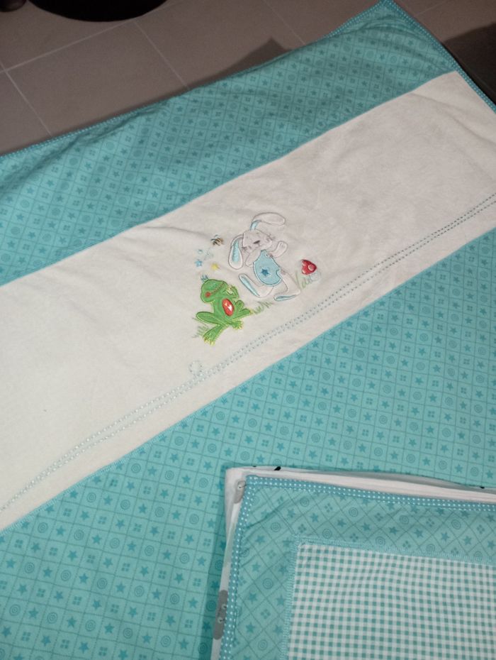 2 couvertures bébé+ 1 oreiller +3  parures - photo numéro 7