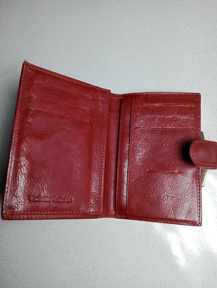Porte feuilles élégante d’or en cuir - photo numéro 2