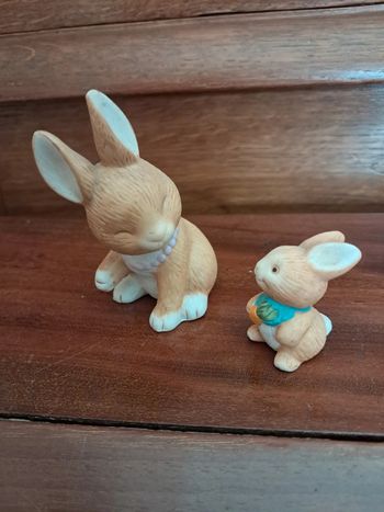 Figurines collection maman et bébé lapin AVON vintage