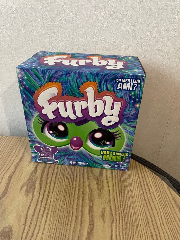 Furby Galaxy neuf