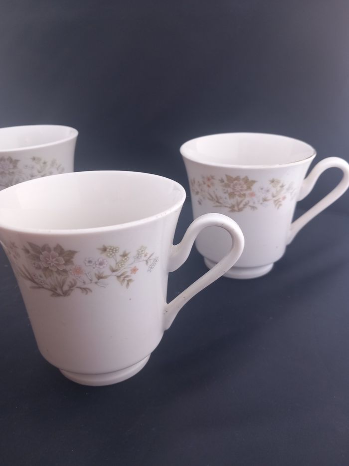 4 Tasses avec motifs fleurs Diadem - photo numéro 5