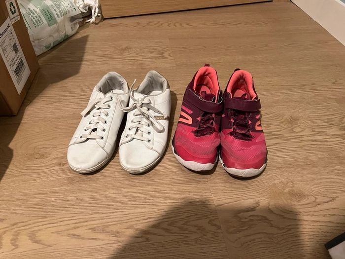 Vends lot de 2 baskets taille 38 état satisfaisant décathlon et philov