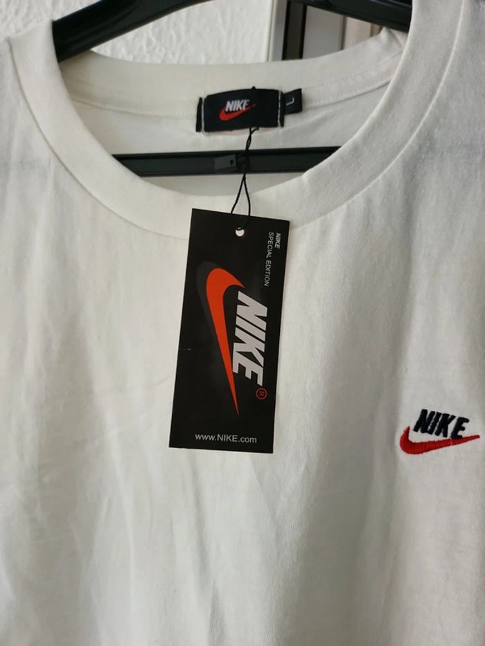 T-shirt long uni blanc Nike L - photo numéro 5