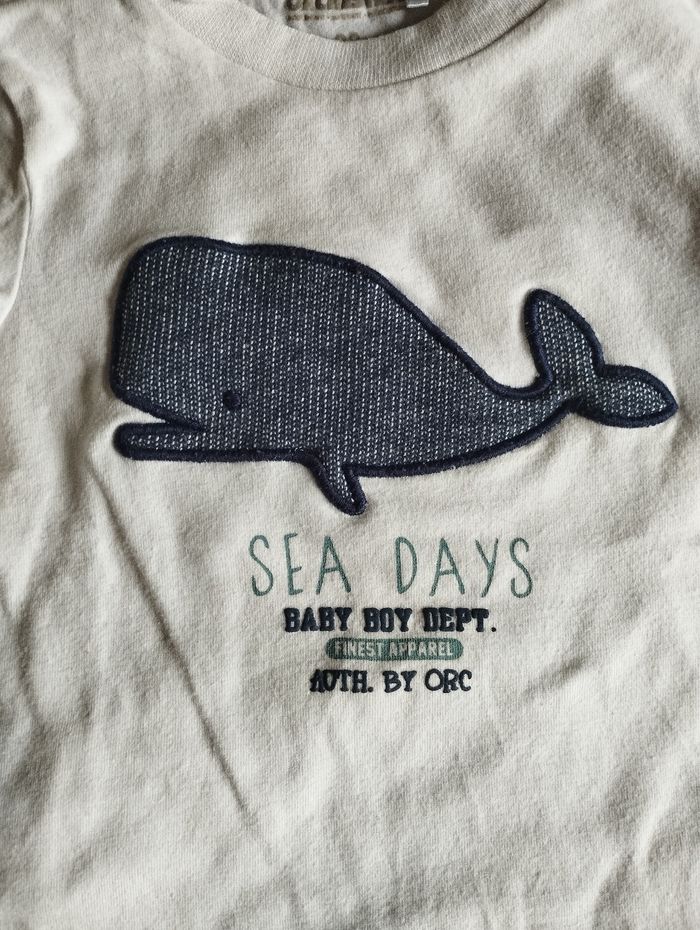 Short + T-shirt 24 mois 🐋 - photo numéro 3