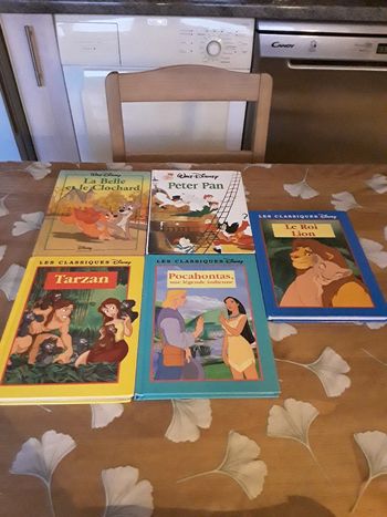 Lot de 5 livres Disney