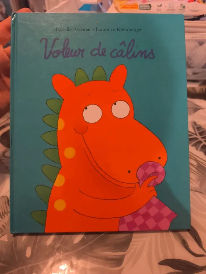 Album école des loisirs voleur de câlins
