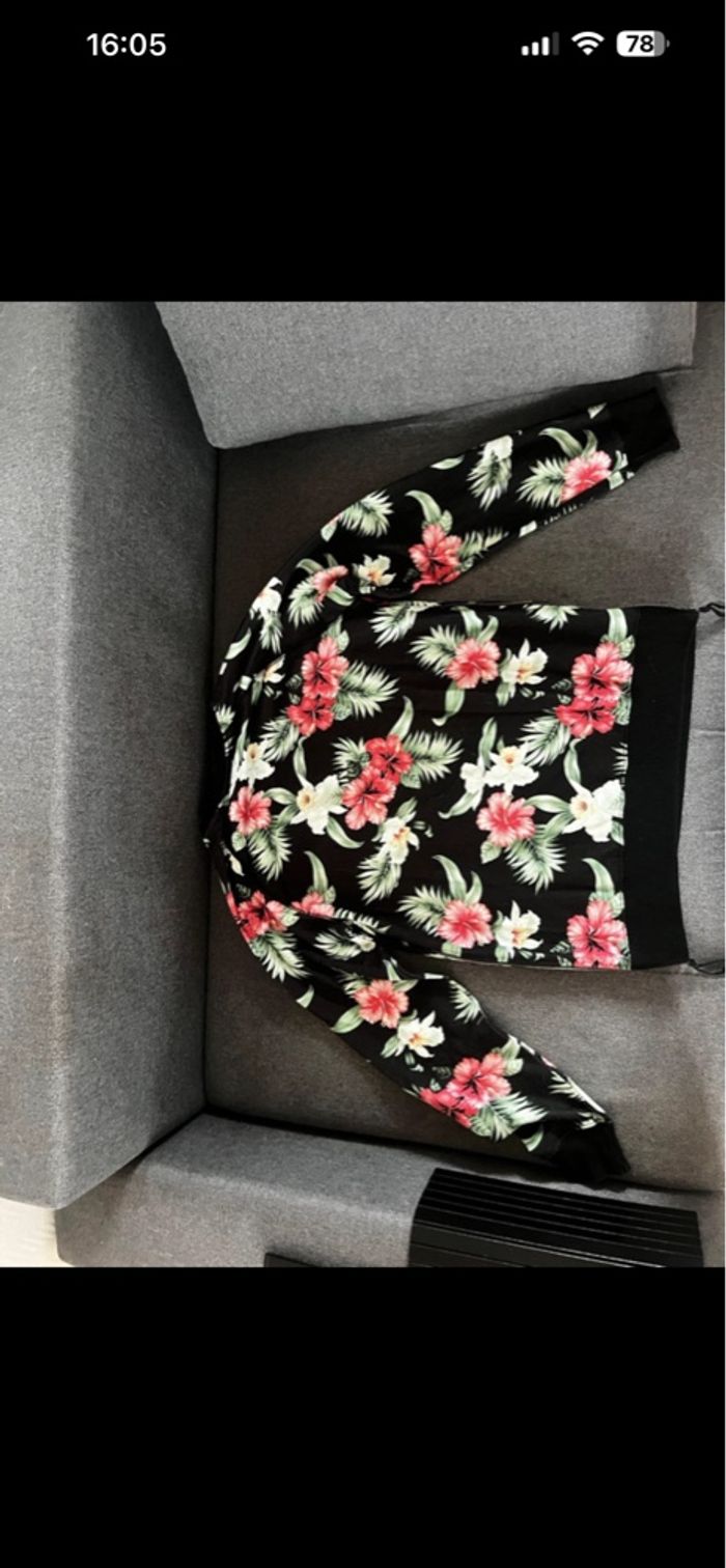 Pull motif fleur - photo numéro 2