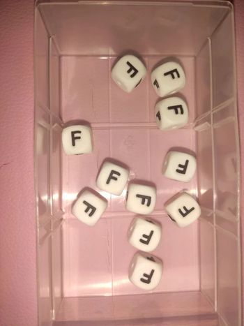 Perles lettres