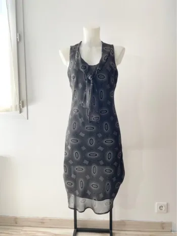 Robe Caroll neuve