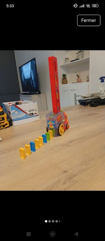 Electric domino train