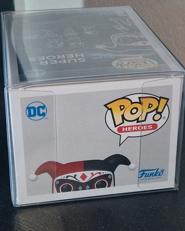 Pop Numéro 413 Harley quinn - photo numéro 5