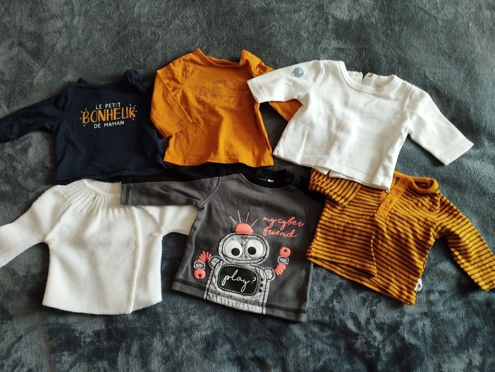 Vêtements 1 mois - photo numéro 4