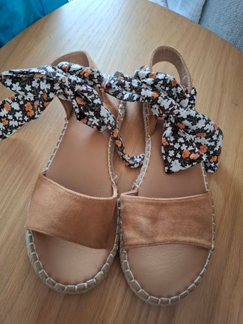 Sandales à nouer marron 40