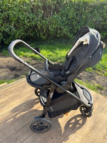 Poussette joie versatrax