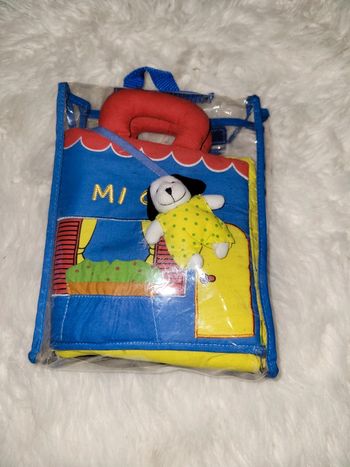 Livre tissus maison pop up