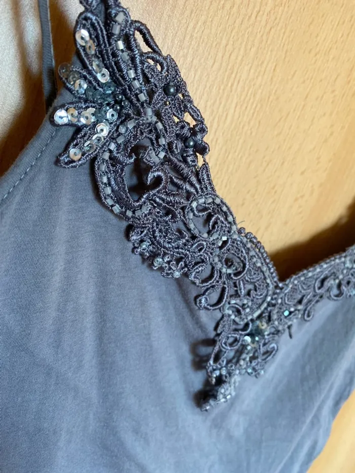 Débardeur fantaisie - photo numéro 2