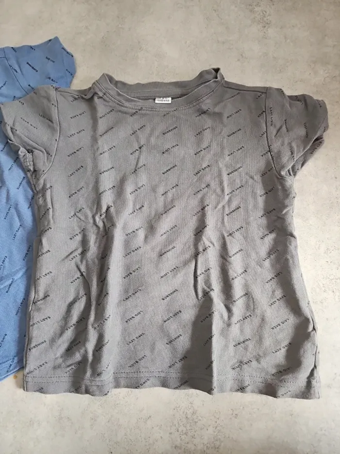 Lot de 2 tee shirts - photo numéro 2