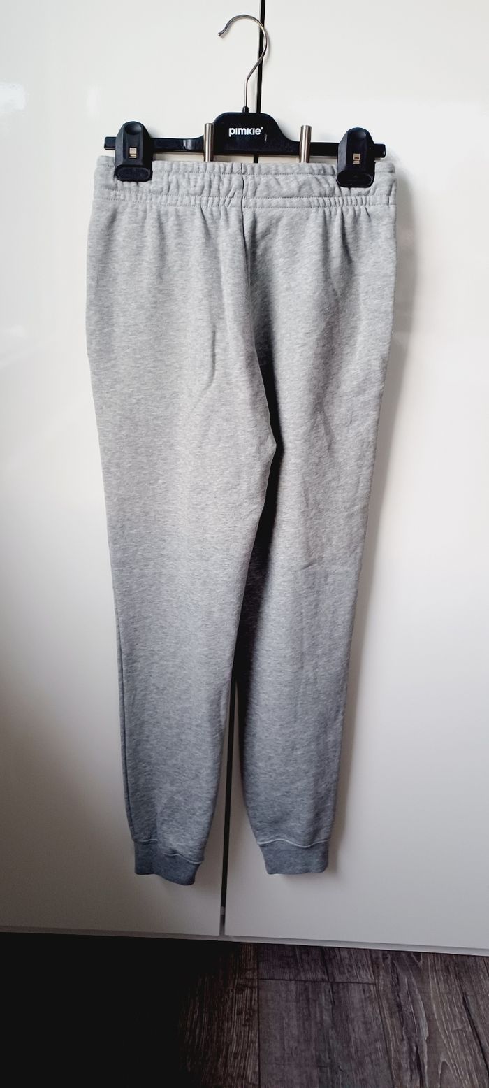 Jogging Nike femme taille xs - photo numéro 3