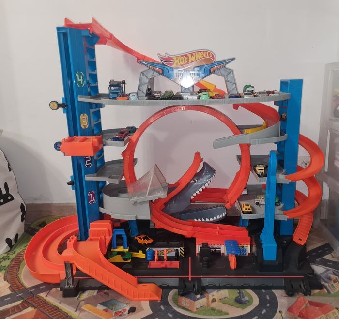 Garage Hot Wheels Ultimate requin