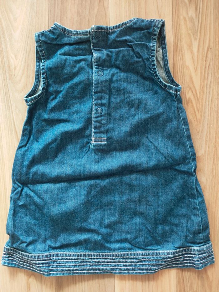 Robe jean Disney 12 mois excellent état - photo numéro 3
