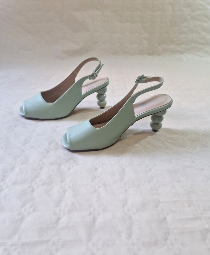 Chaussures à talons  , femme  , Vanessa Wu  , originale