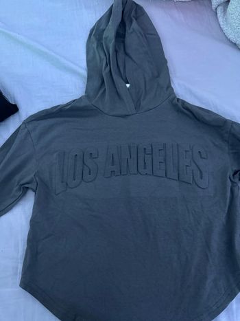 Sweat à capuche lège