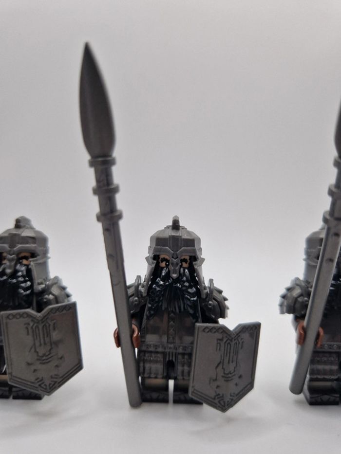 Figurines type lego 4 guerriers nains seigneur des anneaux / hobbit - photo numéro 2
