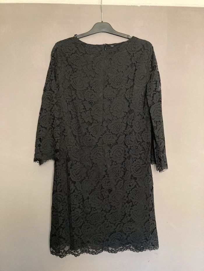 Robe dentelle 42 - photo numéro 3