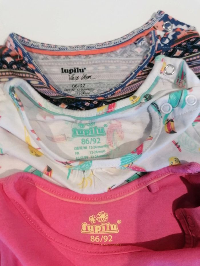 Lot 3 thee shirt et 1 legging T 12-24 mois 👶 - photo numéro 12