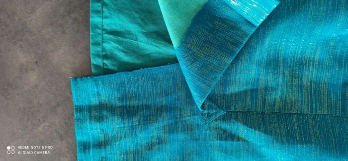 Robe fait main turquoise brillante - photo numéro 11