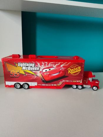 Camion de transport Cars