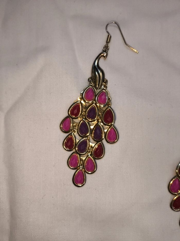 Paire de boucles d'oreilles pendantes - photo numéro 2