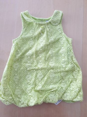 Robe fille 6 mois verte à dentelle doublure